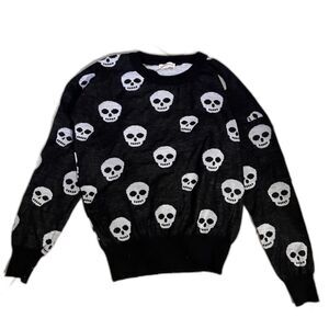 Skull Sweater Women's Size S